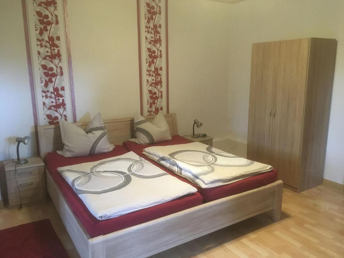 Cosy Flat On A Family Friendly Holiday Farm In Northern Hesse Trendelburg Esterno foto